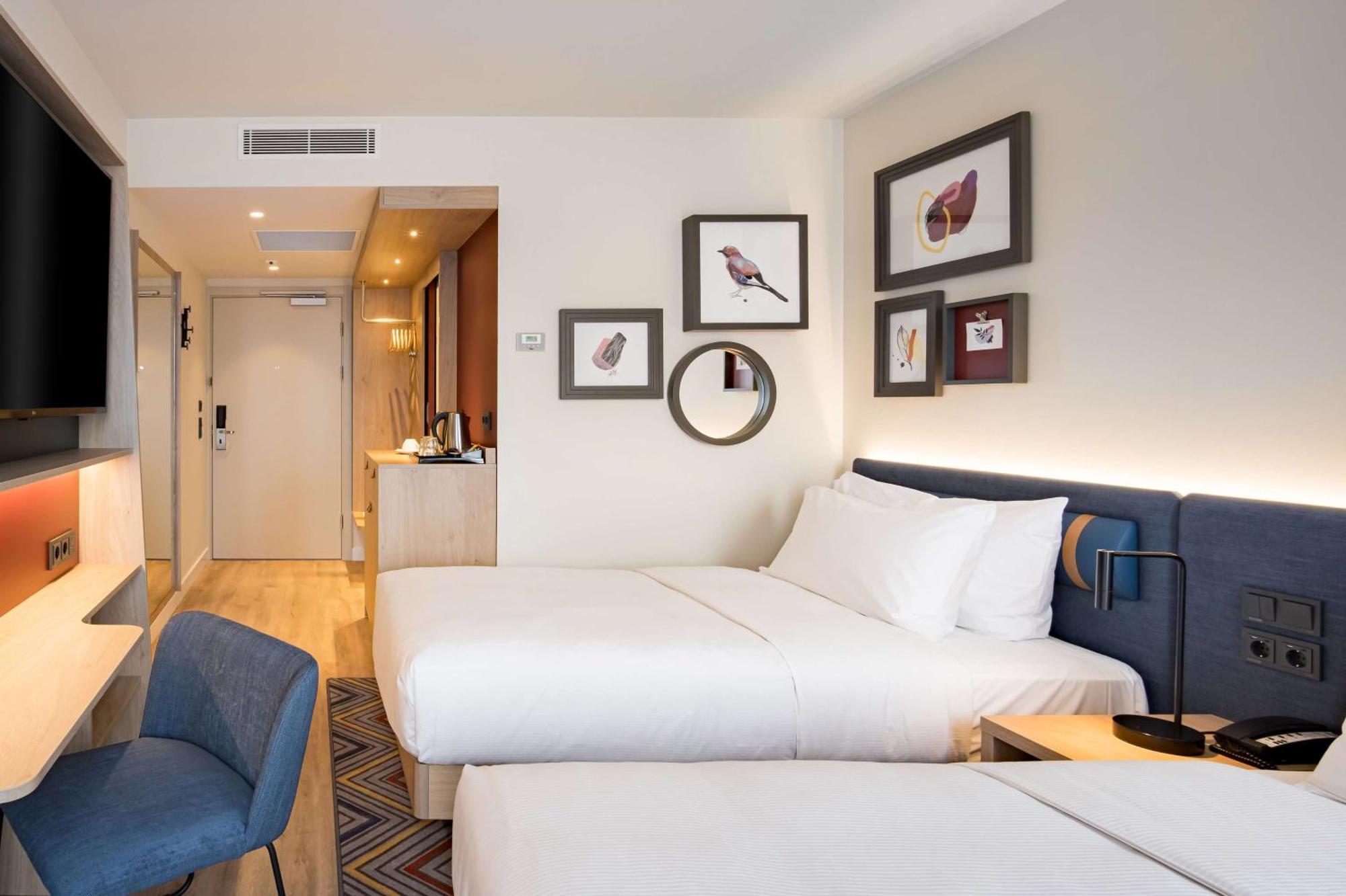 Hampton By Hilton Riga Airport Hotel Marupe Exterior photo