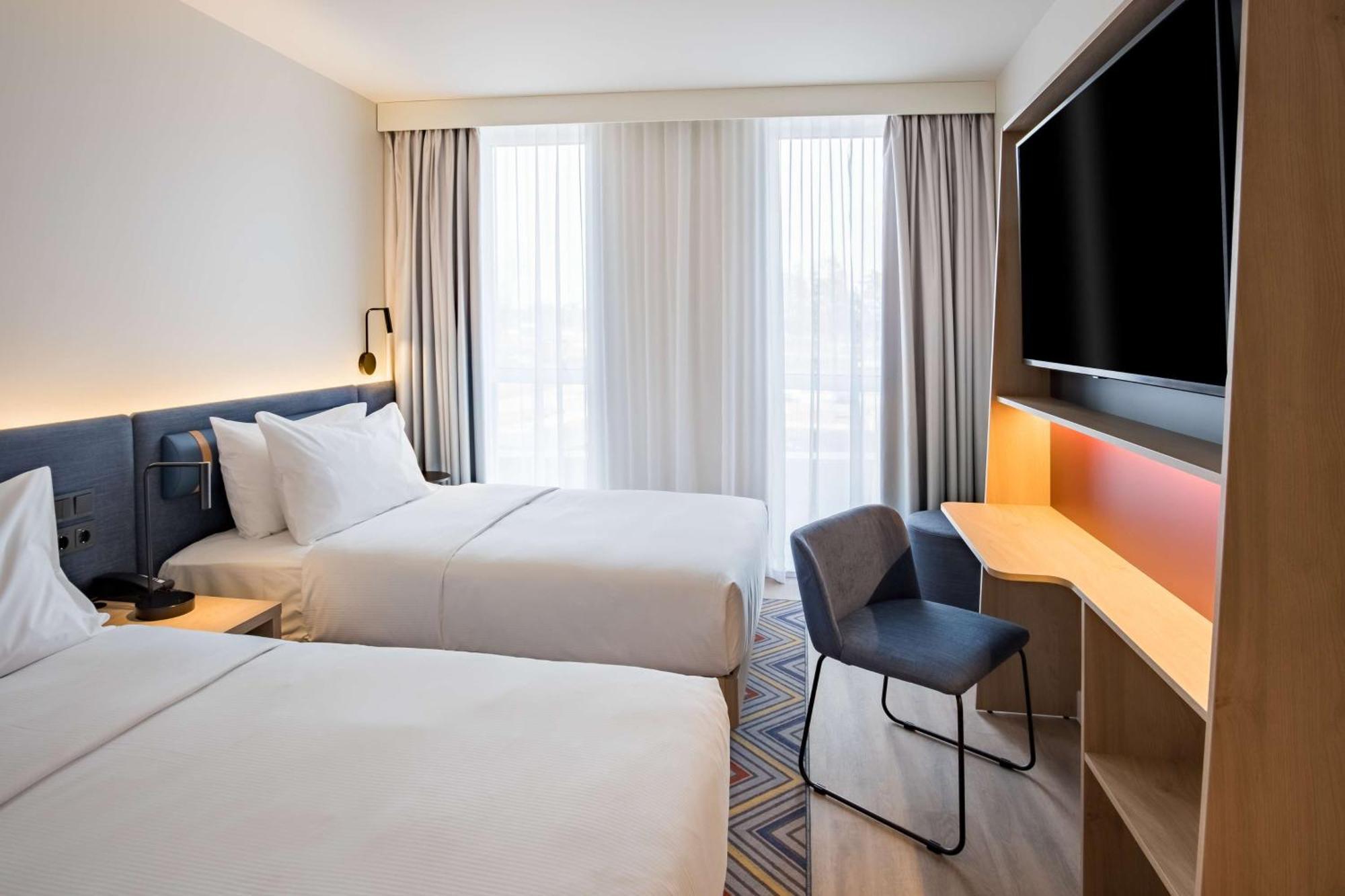 Hampton By Hilton Riga Airport Hotel Marupe Exterior photo