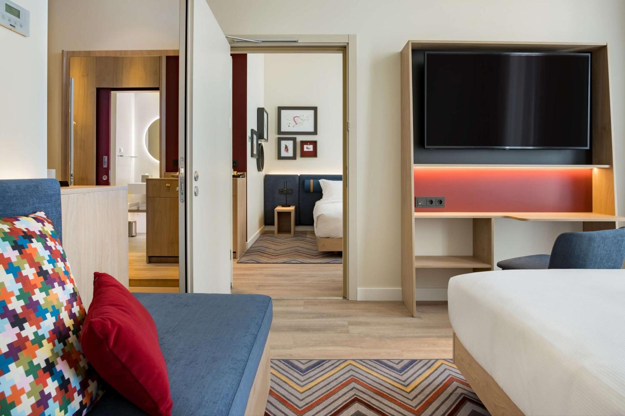 Hampton By Hilton Riga Airport Hotel Marupe Exterior photo