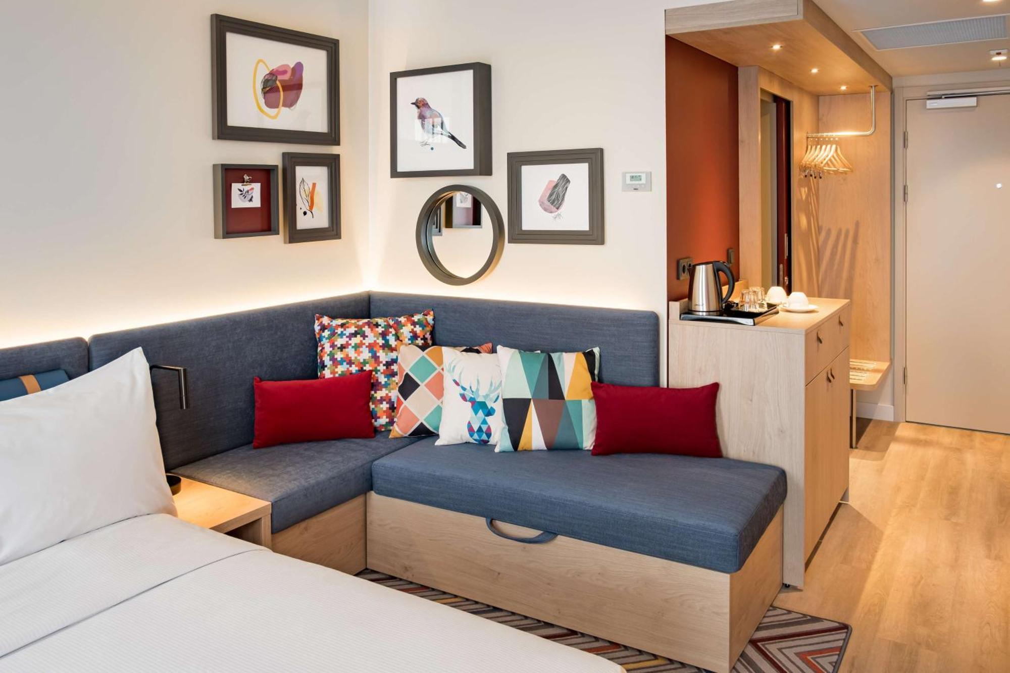 Hampton By Hilton Riga Airport Hotel Marupe Exterior photo