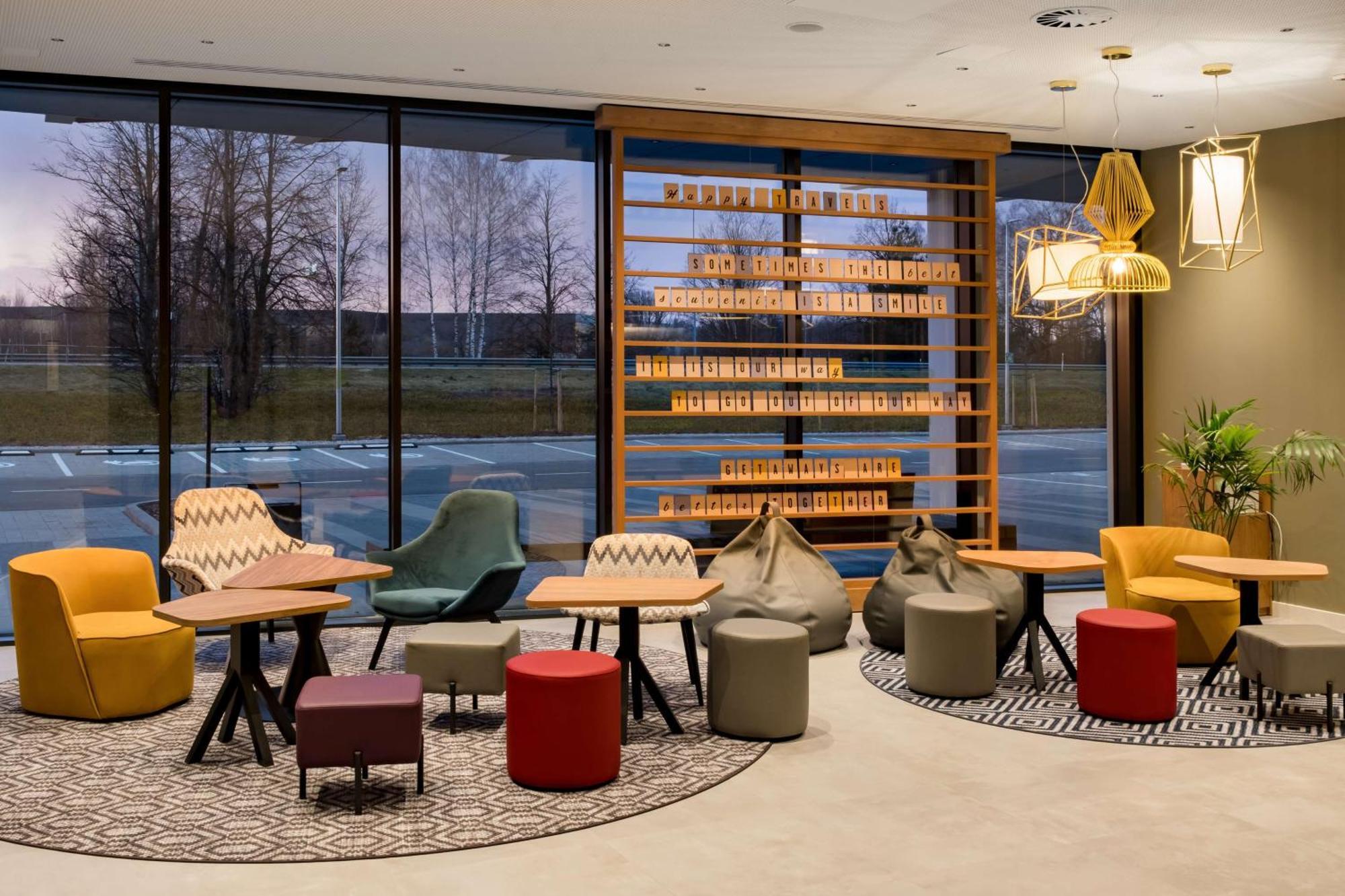Hampton By Hilton Riga Airport Hotel Marupe Exterior photo